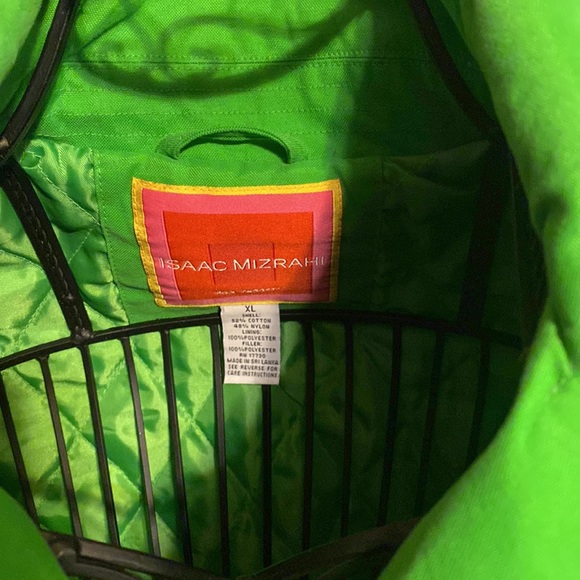 Bright and beautiful jacket. - Picture 3 of 4